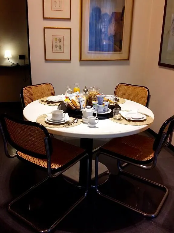 B&B Cinquesensi Saronno 0*,